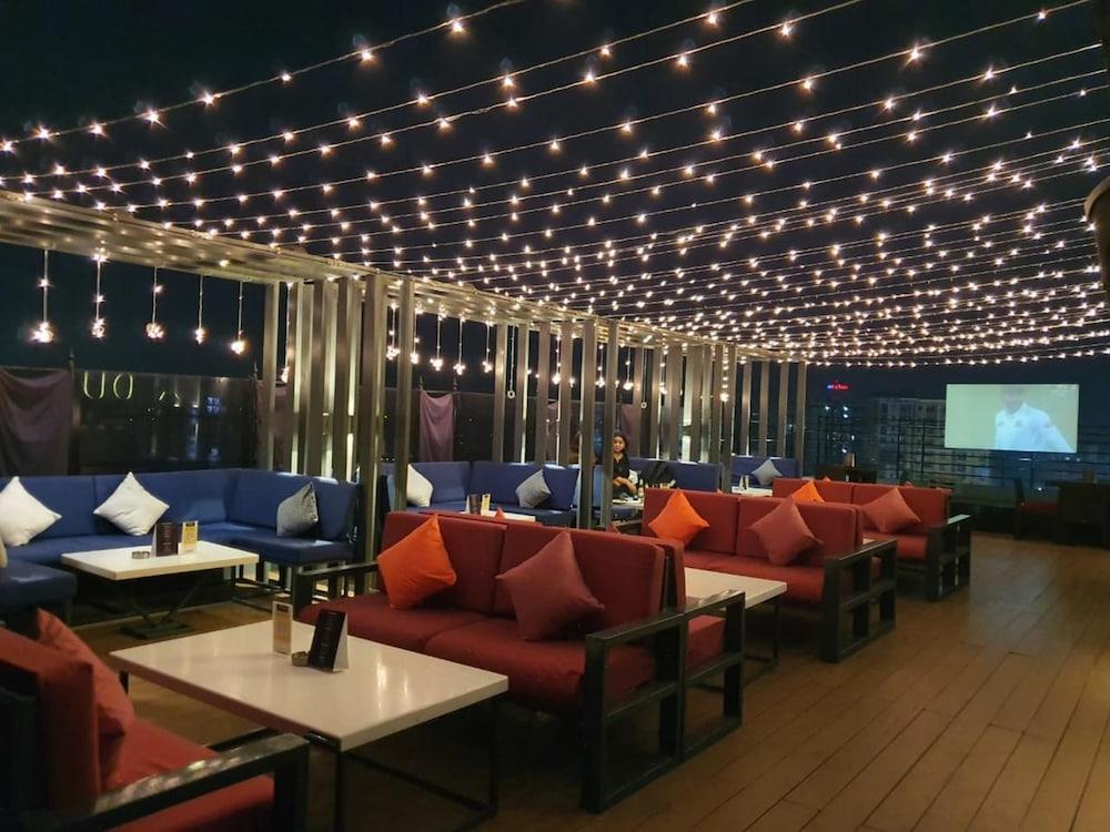Royal Orchid Central Jaipur, Bani Park Extérieur photo