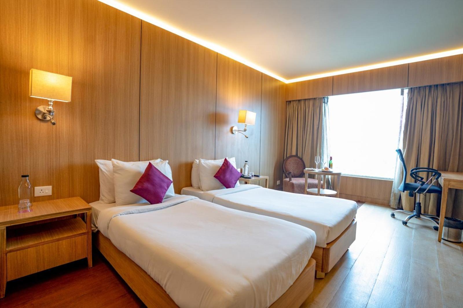 Royal Orchid Central Jaipur, Bani Park Extérieur photo