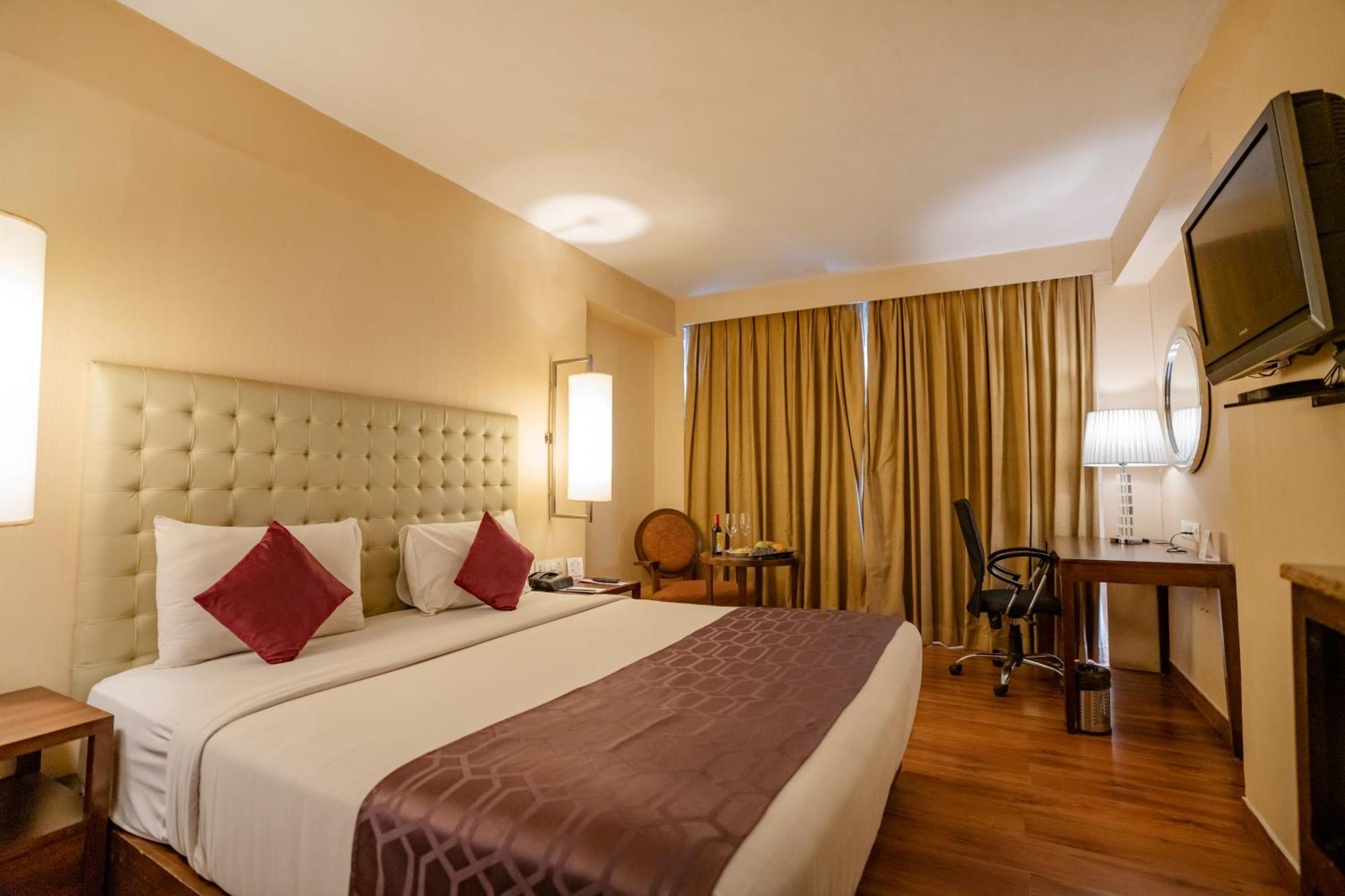 Royal Orchid Central Jaipur, Bani Park Extérieur photo