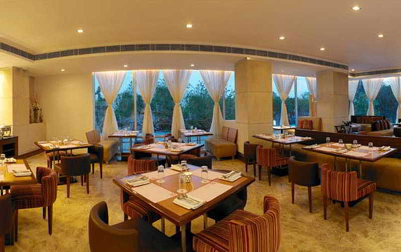Royal Orchid Central Jaipur, Bani Park Extérieur photo